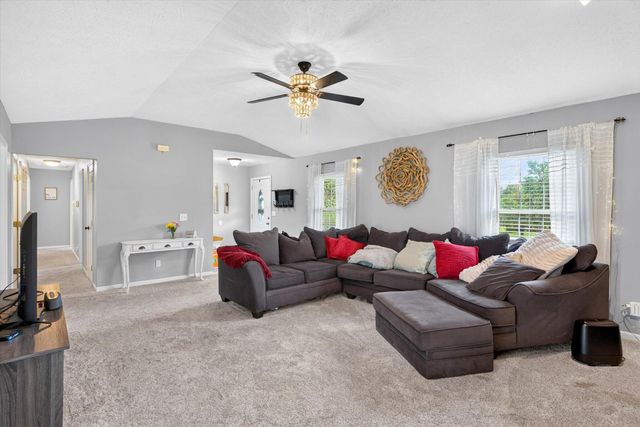 714 Glade Road, Rogersville, MO 65742