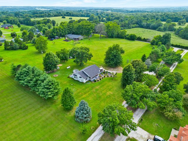 714 Glade Road, Rogersville, MO 65742