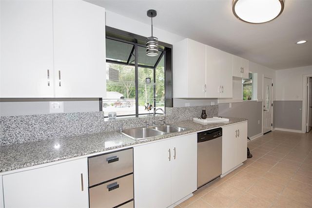435 3rd Street, San Leon, TX 77539