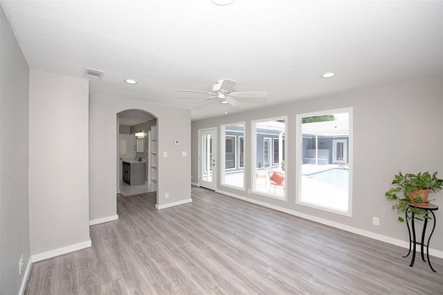 435 3rd Street, San Leon, TX 77539