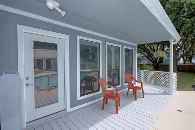435 3rd Street, San Leon, TX 77539