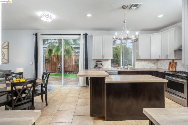 383 Stanwick St, Brentwood, CA 94513