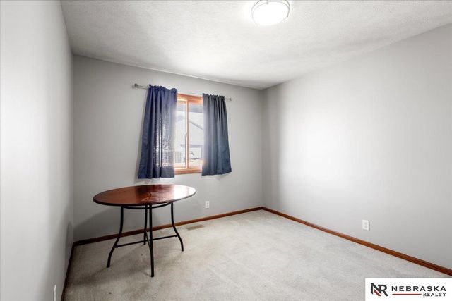 10830 Northloch Street, Waverly, NE 68462