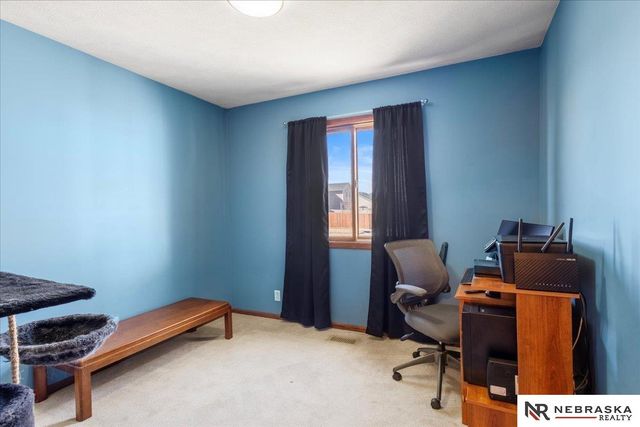 10830 Northloch Street, Waverly, NE 68462