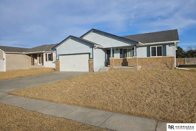10830 Northloch Street, Waverly, NE 68462