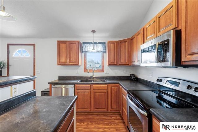 10830 Northloch Street, Waverly, NE 68462