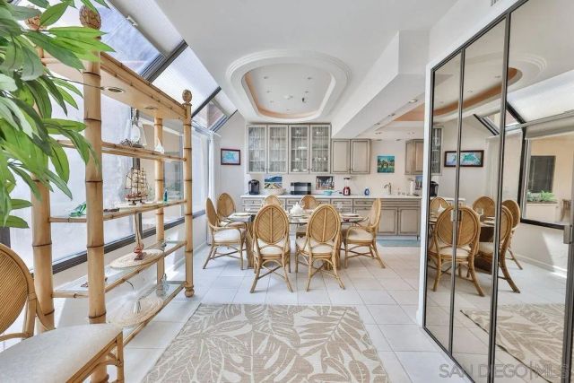 835 D Ave 4, Coronado, CA 92118