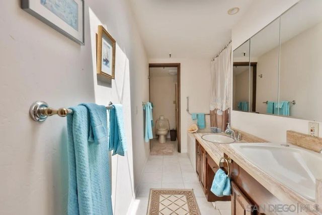 835 D Ave 4, Coronado, CA 92118