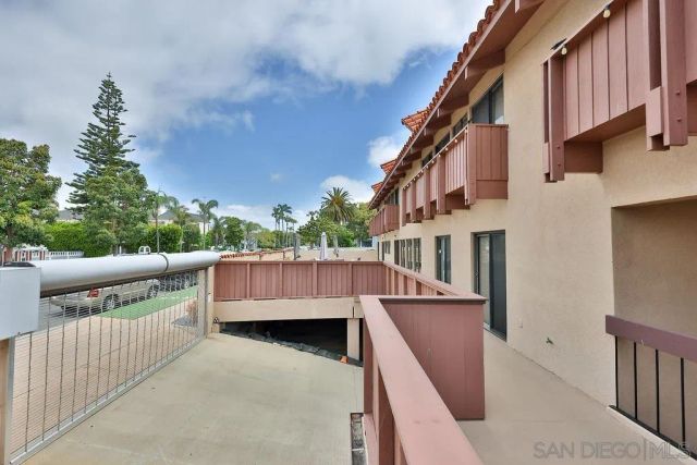 835 D Ave 4, Coronado, CA 92118