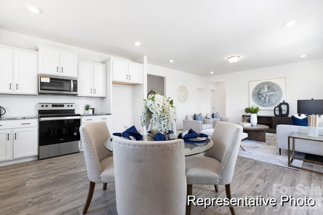 1606 Autumn Banks Way 93p, High Shoals, NC 28077