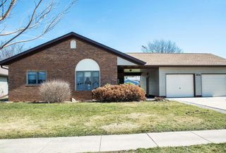 304 24th St NW # W, Waverly, IA 50677