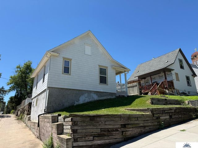 2315 Bancroft Street, Omaha, NE 68108