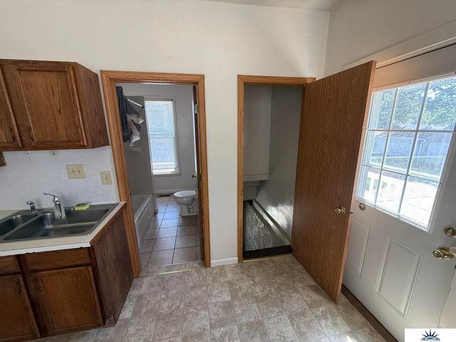 2315 Bancroft Street, Omaha, NE 68108