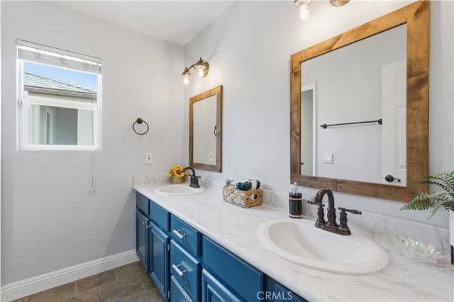18304 Avocet Court, Canyon Country, CA 91387