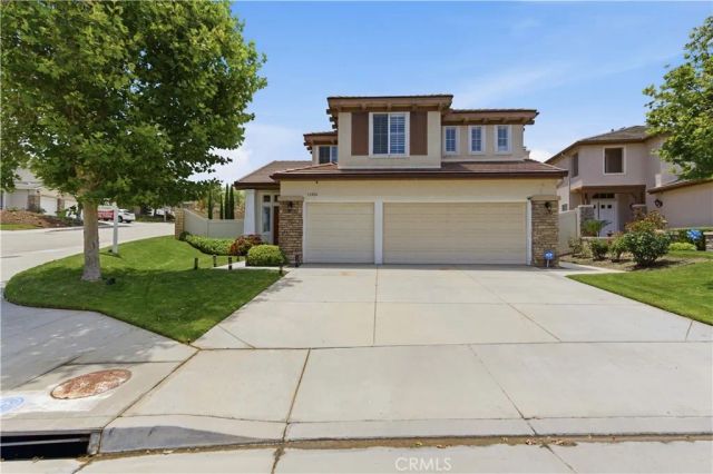 18304 Avocet Court, Canyon Country, CA 91387