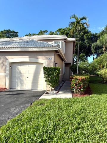 2046 Madeira Drive, Weston, FL 33327