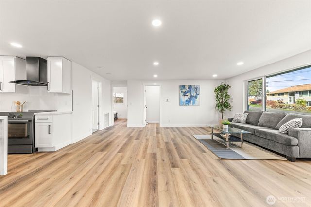 7406 Wetmore Avenue SW, Everett, WA 98203