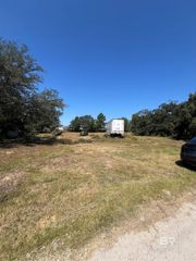 2121 Meeker Lane, Gulf Shores, AL 36542