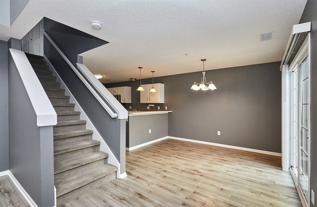 8610 Ep True Parkway 7004, West Des Moines, IA 50266