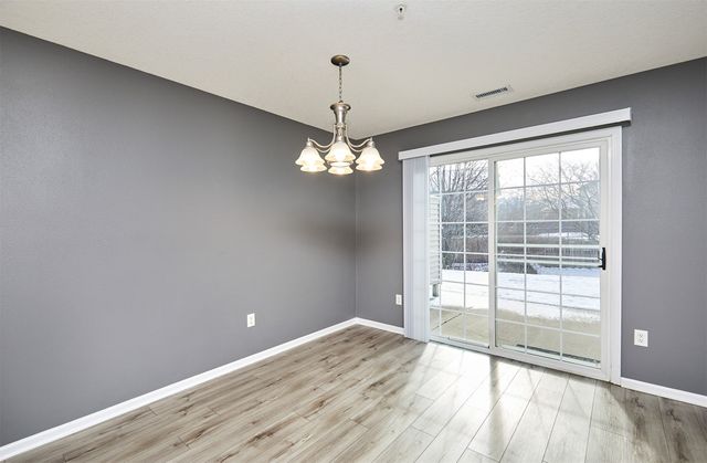 8610 Ep True Parkway 7004, West Des Moines, IA 50266