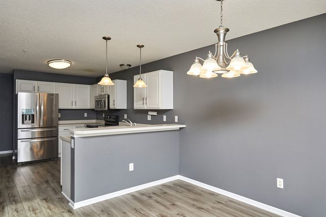 8610 Ep True Parkway 7004, West Des Moines, IA 50266