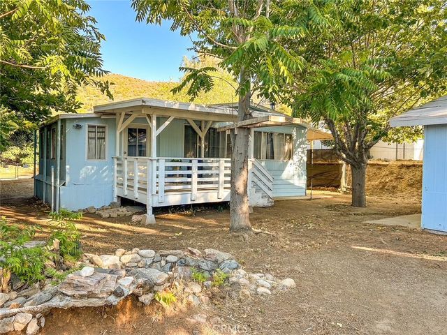 200 Jones Street, Bodfish, CA 93205