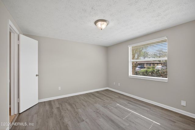 726 PERRYMAN Lane W, Jacksonville, FL 32221