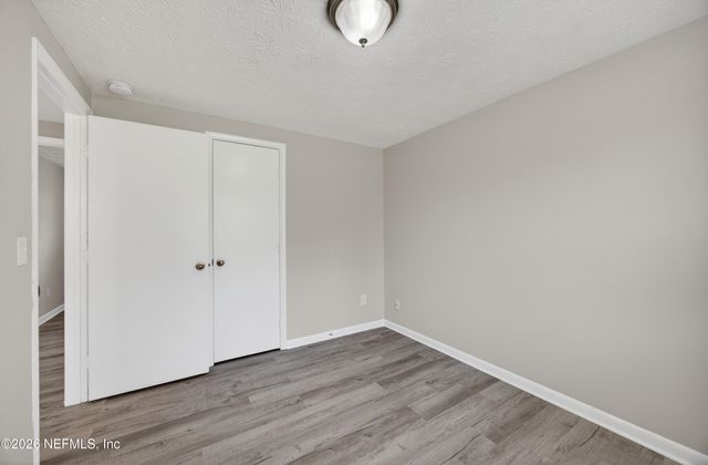 726 PERRYMAN Lane W, Jacksonville, FL 32221