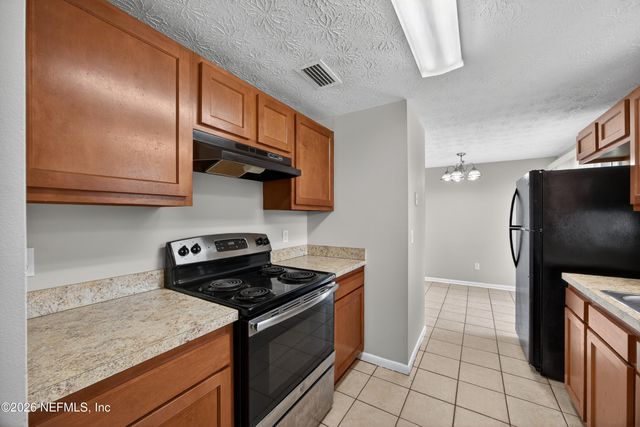 726 PERRYMAN Lane W, Jacksonville, FL 32221