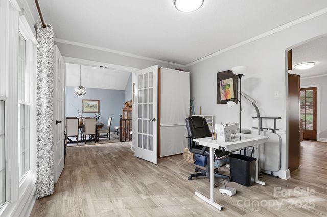 301 Chestnut Lane, Statesville, NC 28625