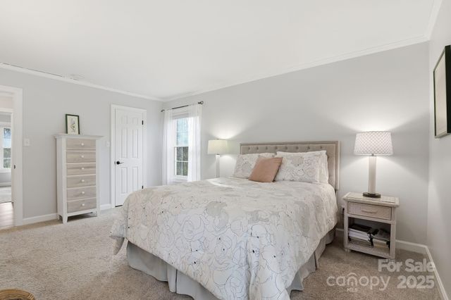 301 Chestnut Lane, Statesville, NC 28625