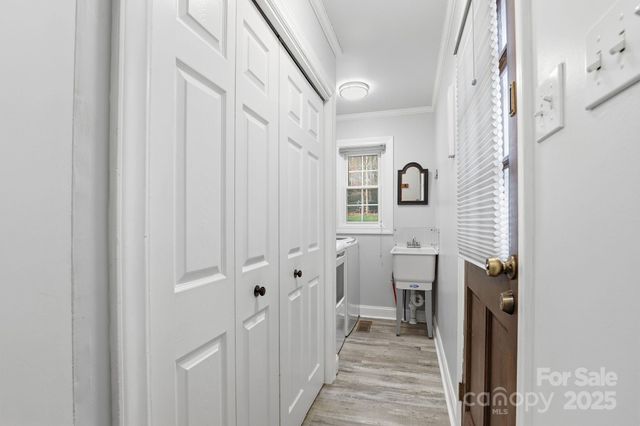 301 Chestnut Lane, Statesville, NC 28625