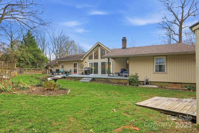 301 Chestnut Lane, Statesville, NC 28625