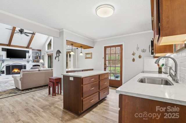 301 Chestnut Lane, Statesville, NC 28625