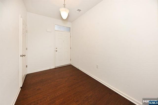 62 Autumn Way 69, Montvale, NJ 07645