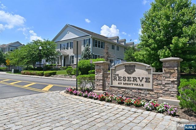 62 Autumn Way 69, Montvale, NJ 07645