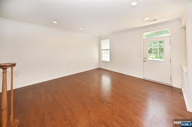 62 Autumn Way 69, Montvale, NJ 07645