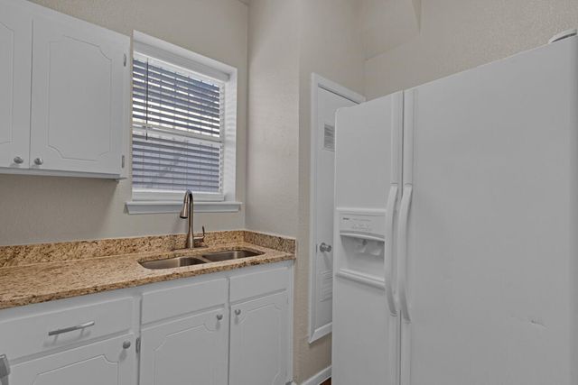 408 Nino Aguilera Street, El Paso, TX 79901