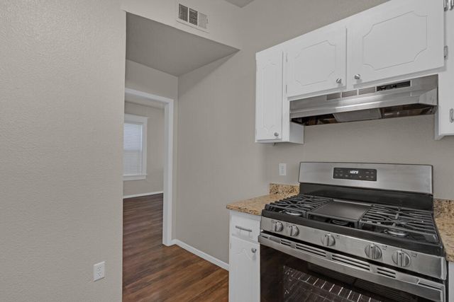 408 Nino Aguilera Street, El Paso, TX 79901