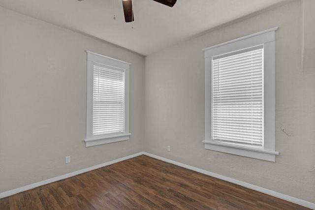 408 Nino Aguilera Street, El Paso, TX 79901