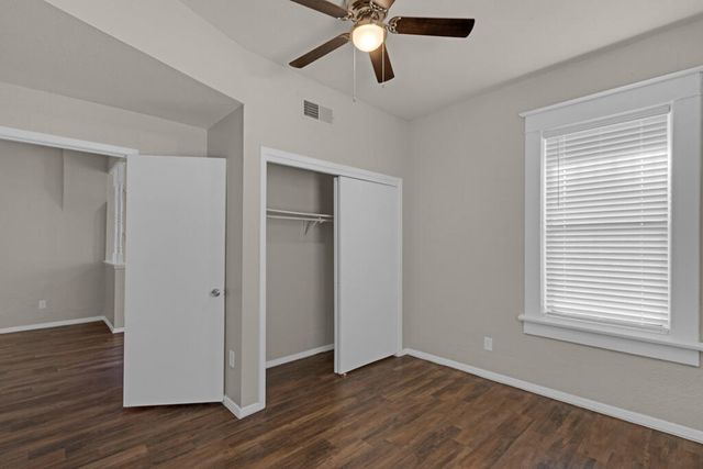 408 Nino Aguilera Street, El Paso, TX 79901