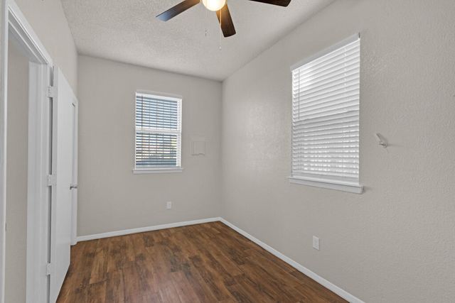 408 Nino Aguilera Street, El Paso, TX 79901