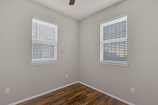 408 Nino Aguilera Street, El Paso, TX 79901