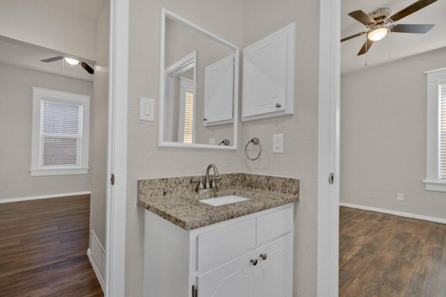 408 Nino Aguilera Street, El Paso, TX 79901