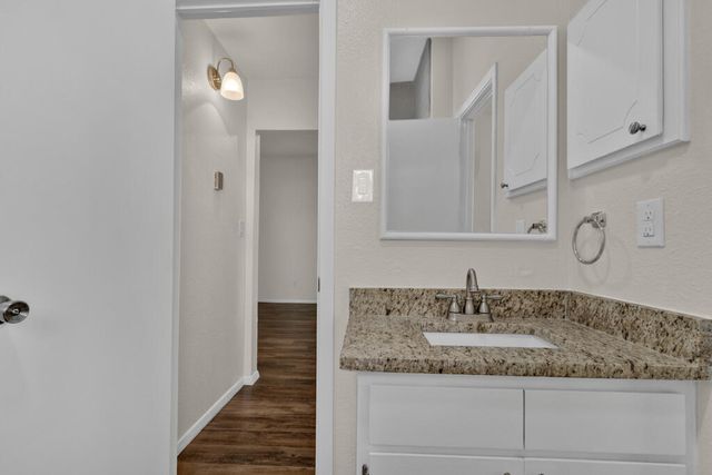 408 Nino Aguilera Street, El Paso, TX 79901