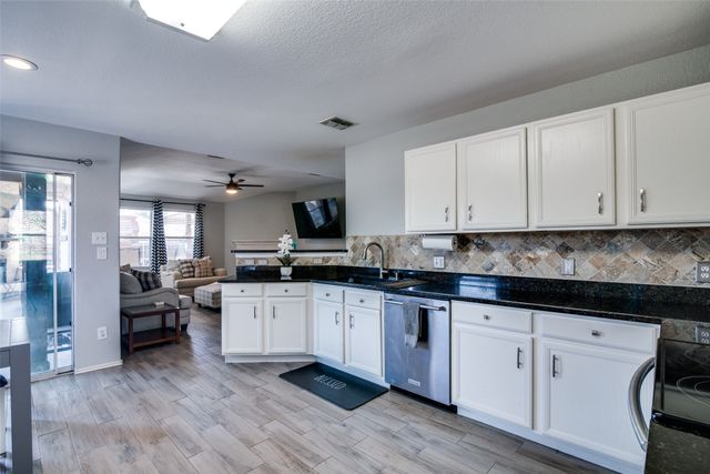 500 Coolidge Lane, Lavon, TX 75166