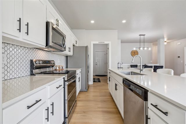 604 NE Pearl Drive, Ankeny, IA 50021