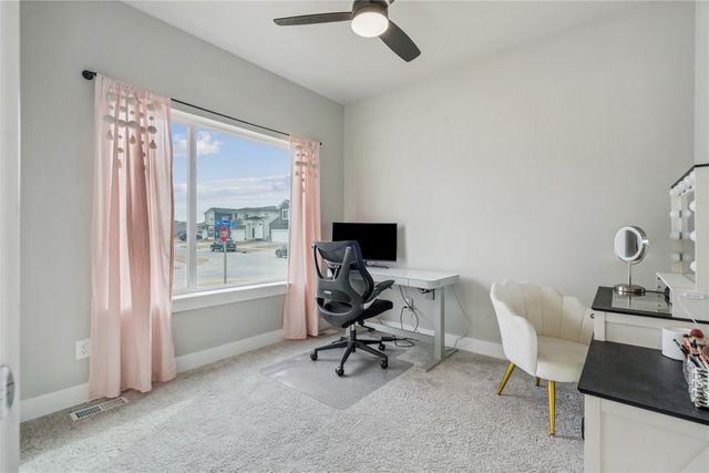 604 NE Pearl Drive, Ankeny, IA 50021