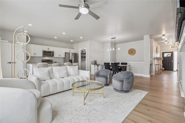 604 NE Pearl Drive, Ankeny, IA 50021