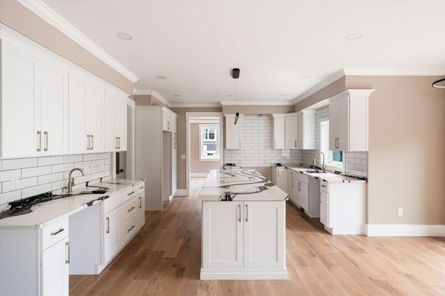 22 Magnolia Road, Natick, MA 01760